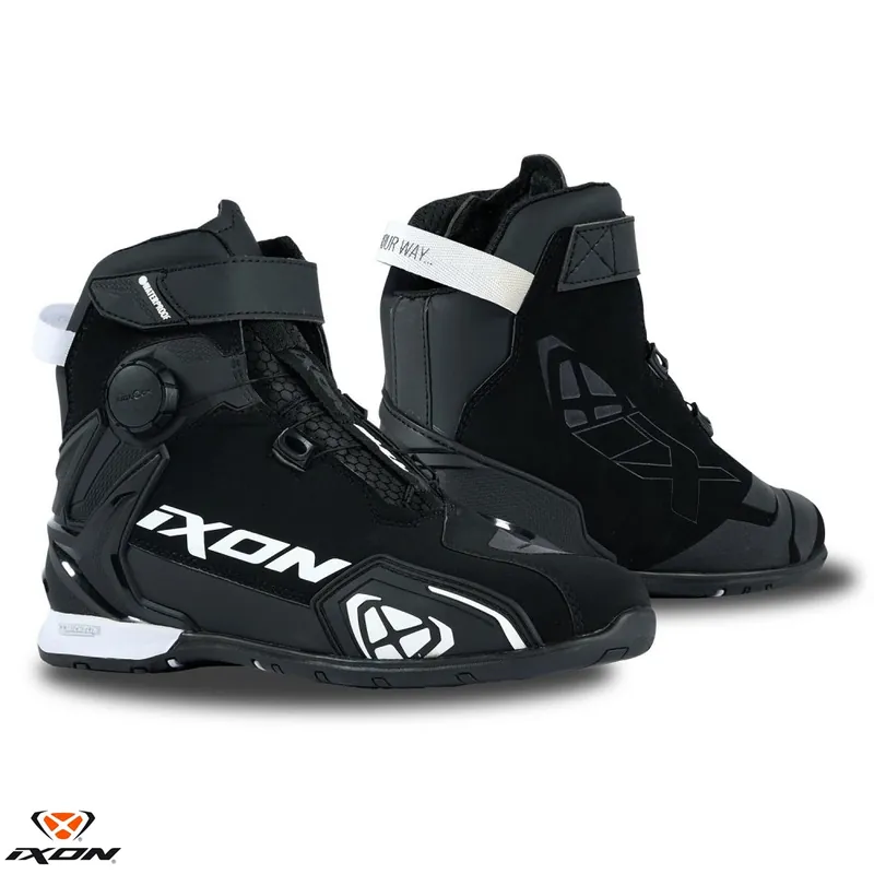 Ghete pentru scuter – motocicleta Roadster femei All Season Ixon model Bull 2 WP LS culoare: negru/alb (100% waterproof) 38 Retur gratuit