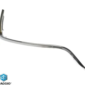 Ornament cromat carena fata dreapta original Vespa Elettrica – Primavera (13-) – Sprint (14-) 50-125-150cc Livrare rapidă