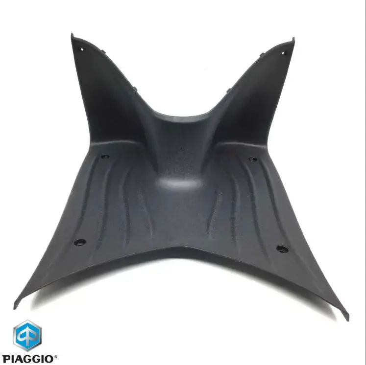Vezi acum Carena podea (suport picioare) originala Piaggio Liberty 50 iGet (15-24) – Liberty 125-150 iGet (15-23) 4T 3V AC 50-150cc