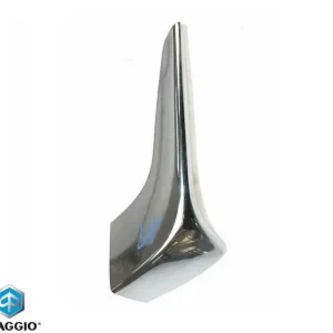 Deflector fata (ornament) cromat stanga original Piaggio Liberty iGet (15-23) 4T 3V AC 50cc – Liberty 125 iGet (15-23) 4T 3V 125-150cc Retur ușor
