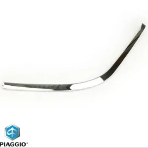 Reducere de preț Ornament cromat planseu (support picioare) stanga original Vespa Elettrica – Primavera (13-) – Sprint (14-) 50-125-150cc
